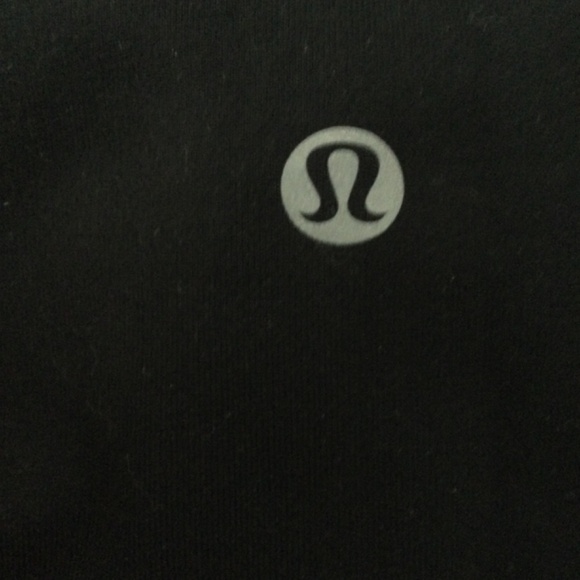 Black Lululemon leggings - size 10 (estimated) - Picture 4 of 4